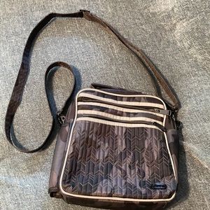 Lug Boxcar purse
